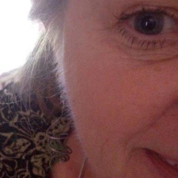 Meet your Posher, Nancy - Picture 1 of 1